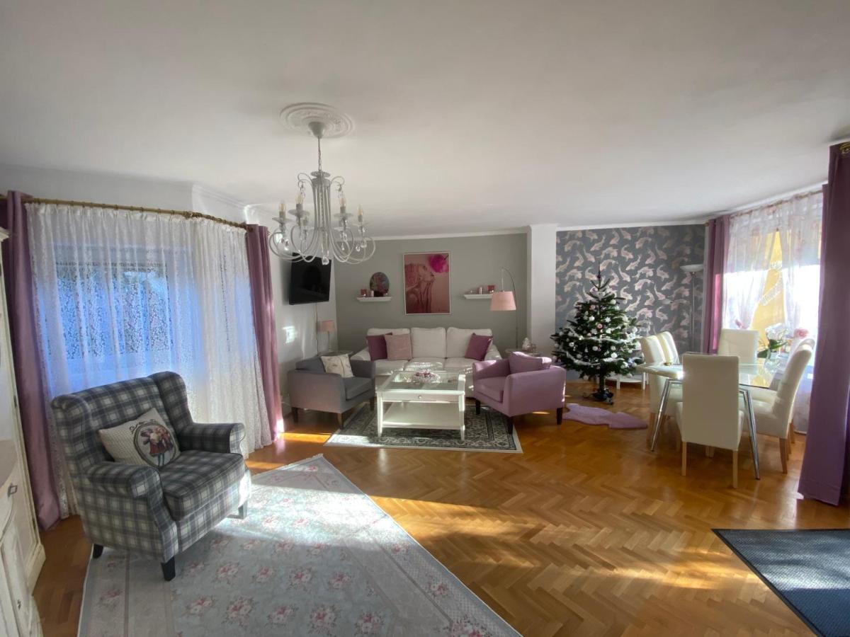 Casa Magnolia Vienna Villa Leopoldsdorf ภายนอก รูปภาพ